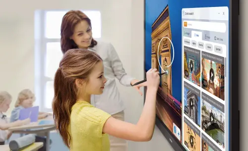 Monitor Interativo Touch Samsung WAFX-P na Sala de aulas