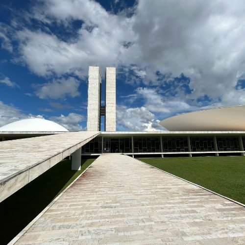 mais-brasilia-menos-brasil